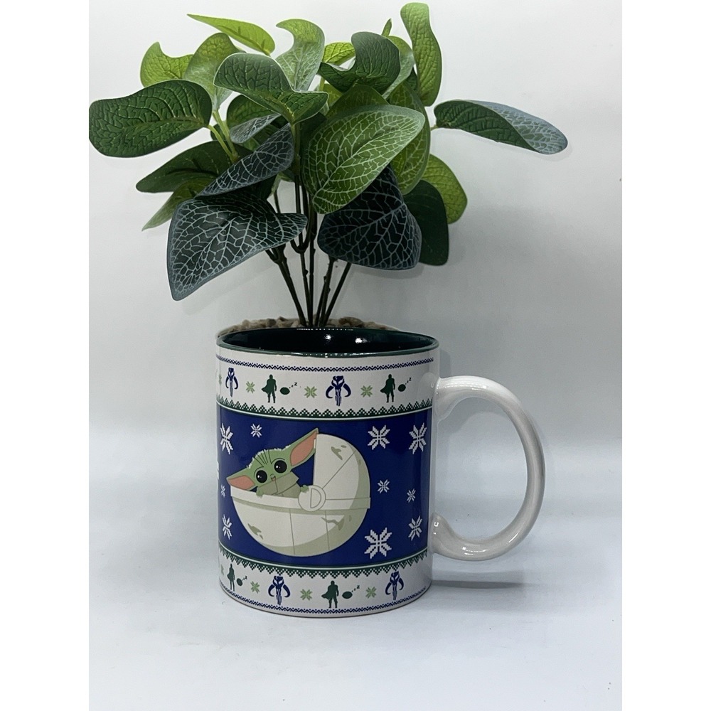 STAR WARS Baby Yoda Christmas Mug Holiday Sweater Jumbo 20oz Ceramic Coffee Mug‎